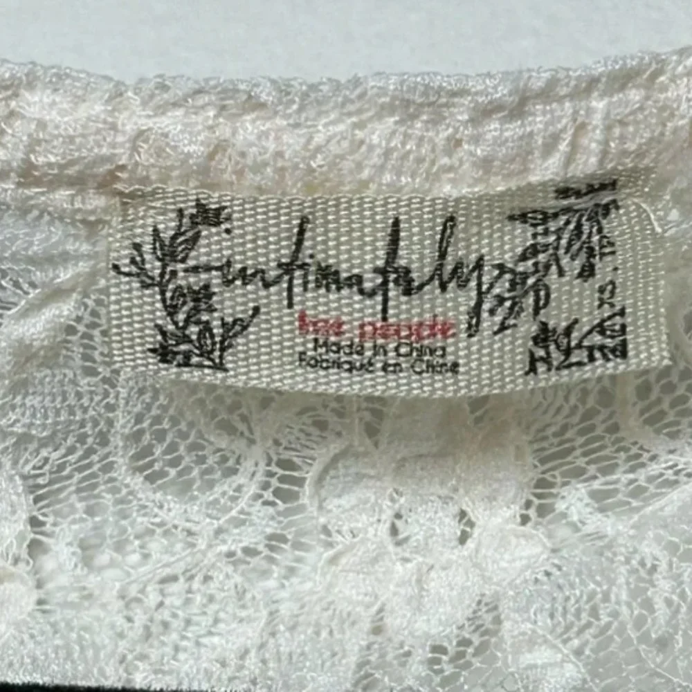 Free People NWOT Keep It Simple Lace Baby Tee in Cream- Size XS - Picture 5 of 5